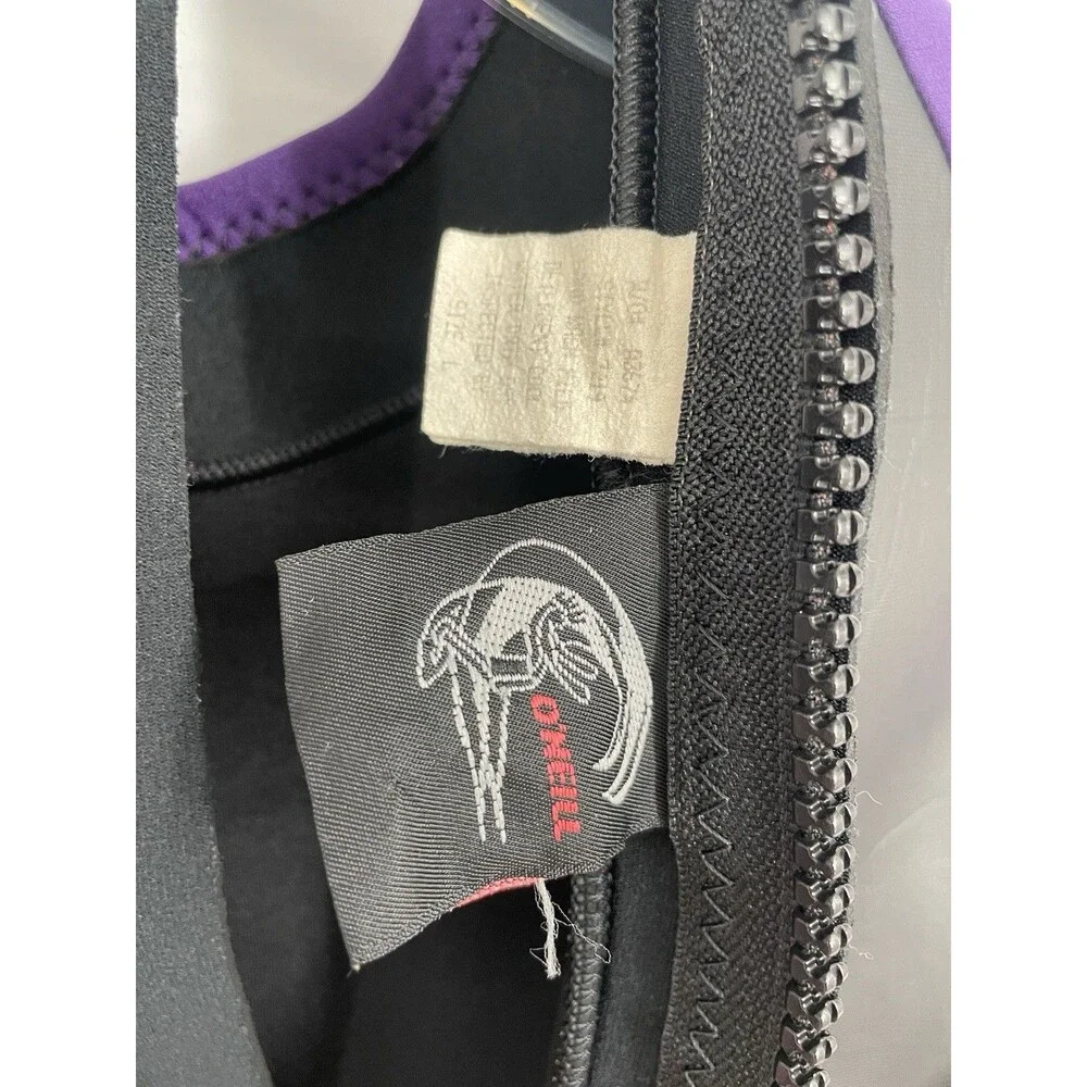 Vintage O’Neill Reactor 2/1mm Shorty Wetsuit Purple Black Adult Back Zip Surf